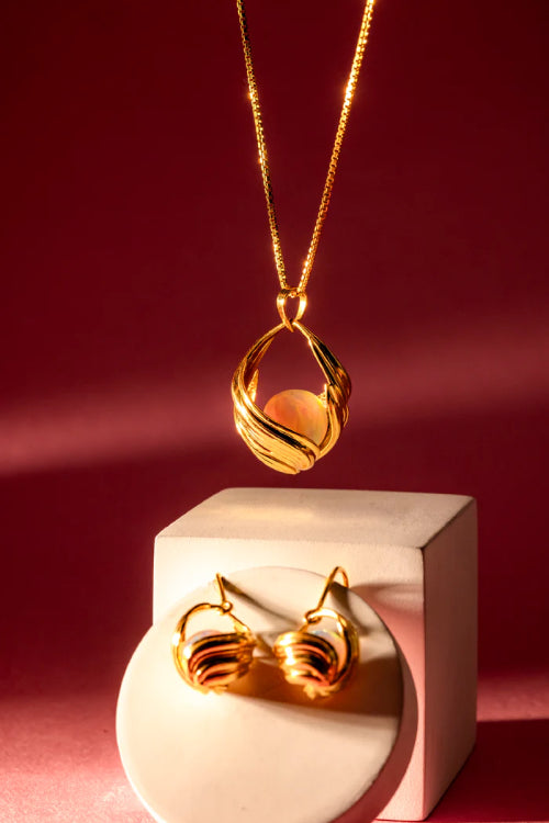 Pistachio pendant set