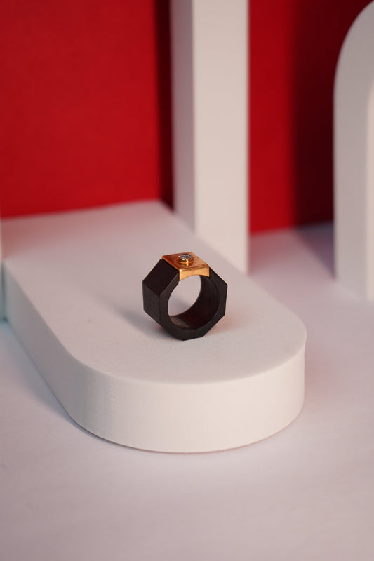 Amara ring