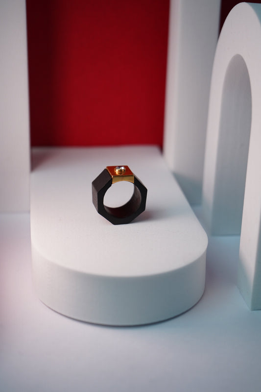 Amara ring