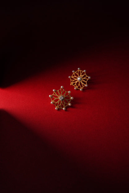 Arum earrings