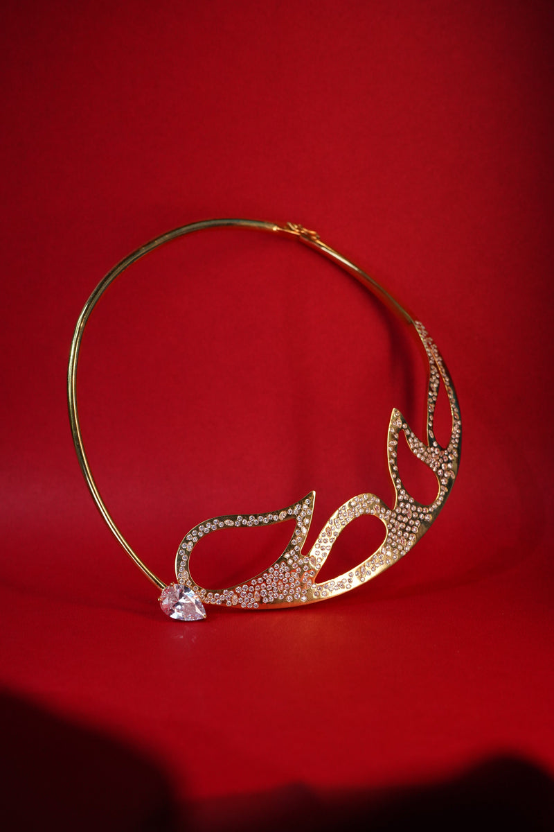 Svara studded choker